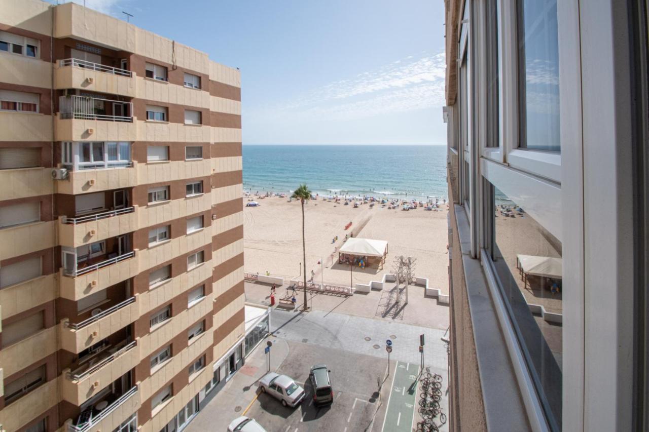 Апартаменты Apartamento El Espejo Del Mar De Кадис Экстерьер фото