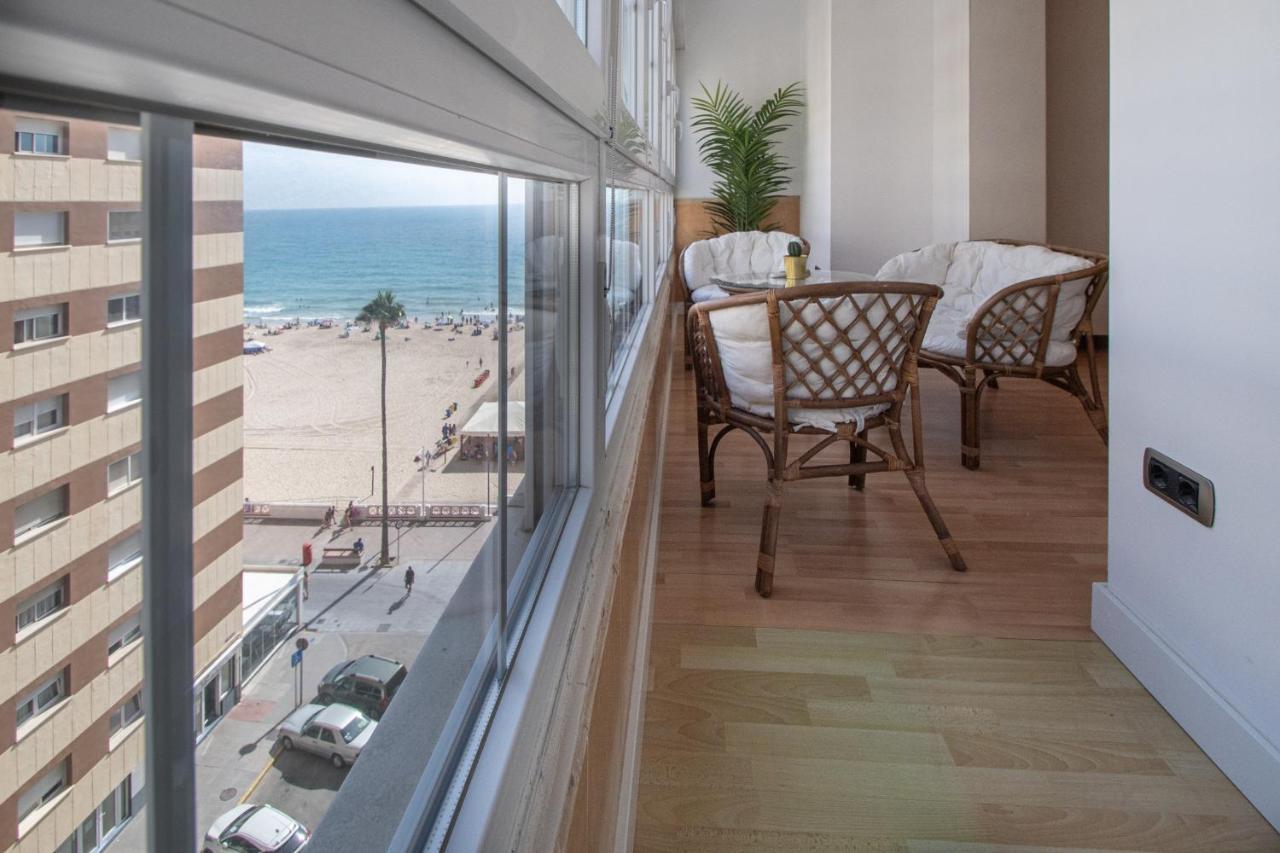 Апартаменты Apartamento El Espejo Del Mar De Кадис Экстерьер фото